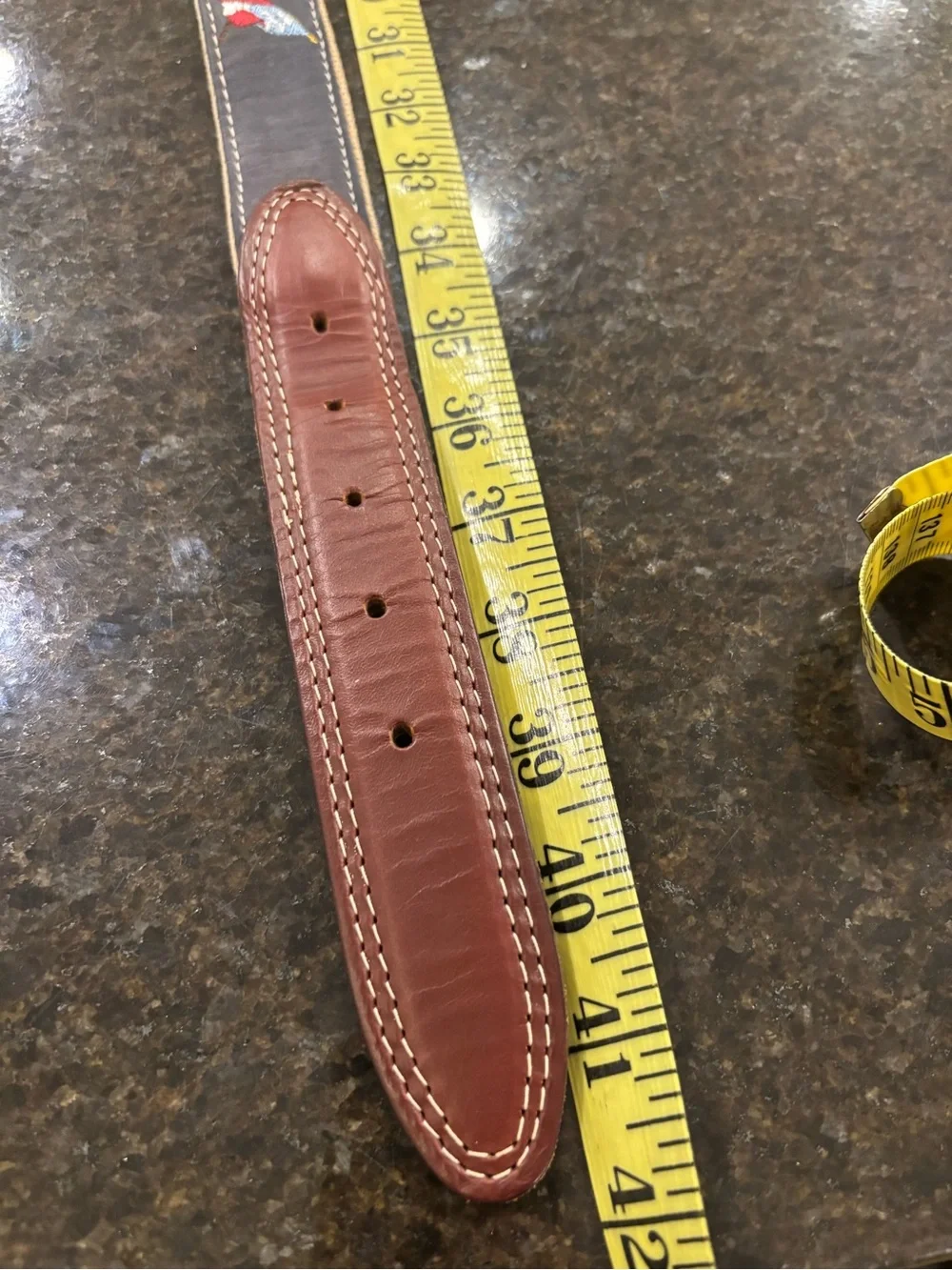 Patriotic men’s golf belt with leather trim by YRI.